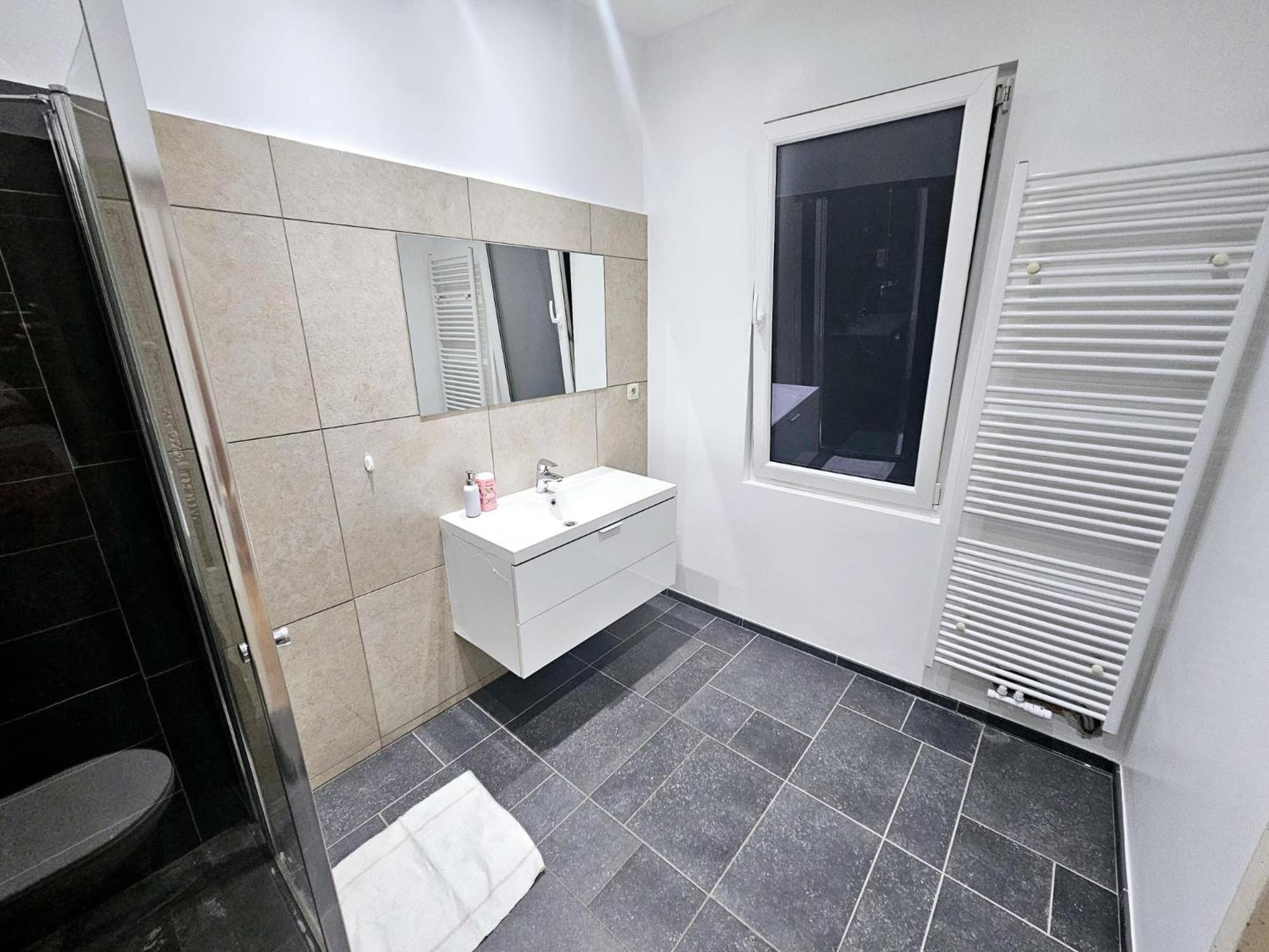 Privee Guest house *